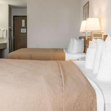 Quality Inn Hudsonville Экстерьер фото