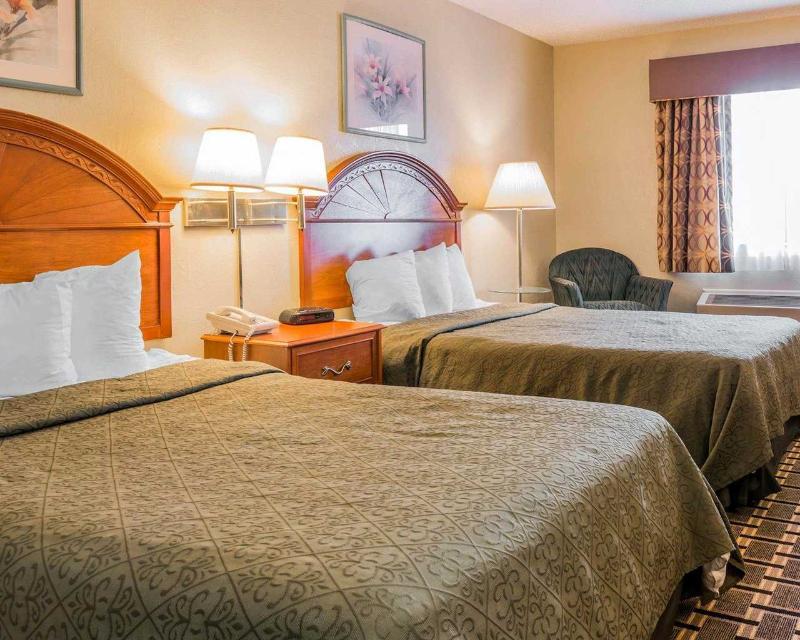 Quality Inn Hudsonville Экстерьер фото