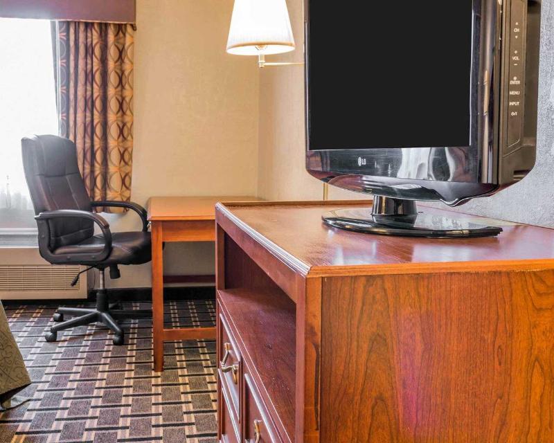 Quality Inn Hudsonville Экстерьер фото