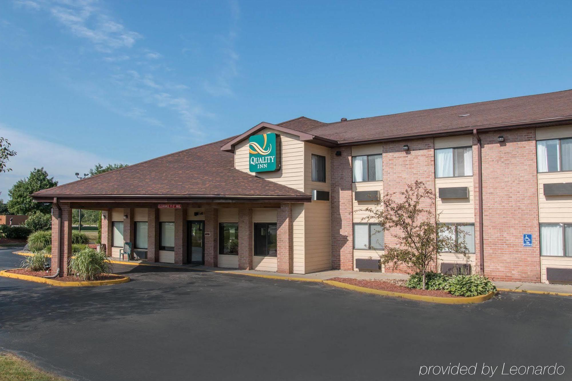 Quality Inn Hudsonville Экстерьер фото