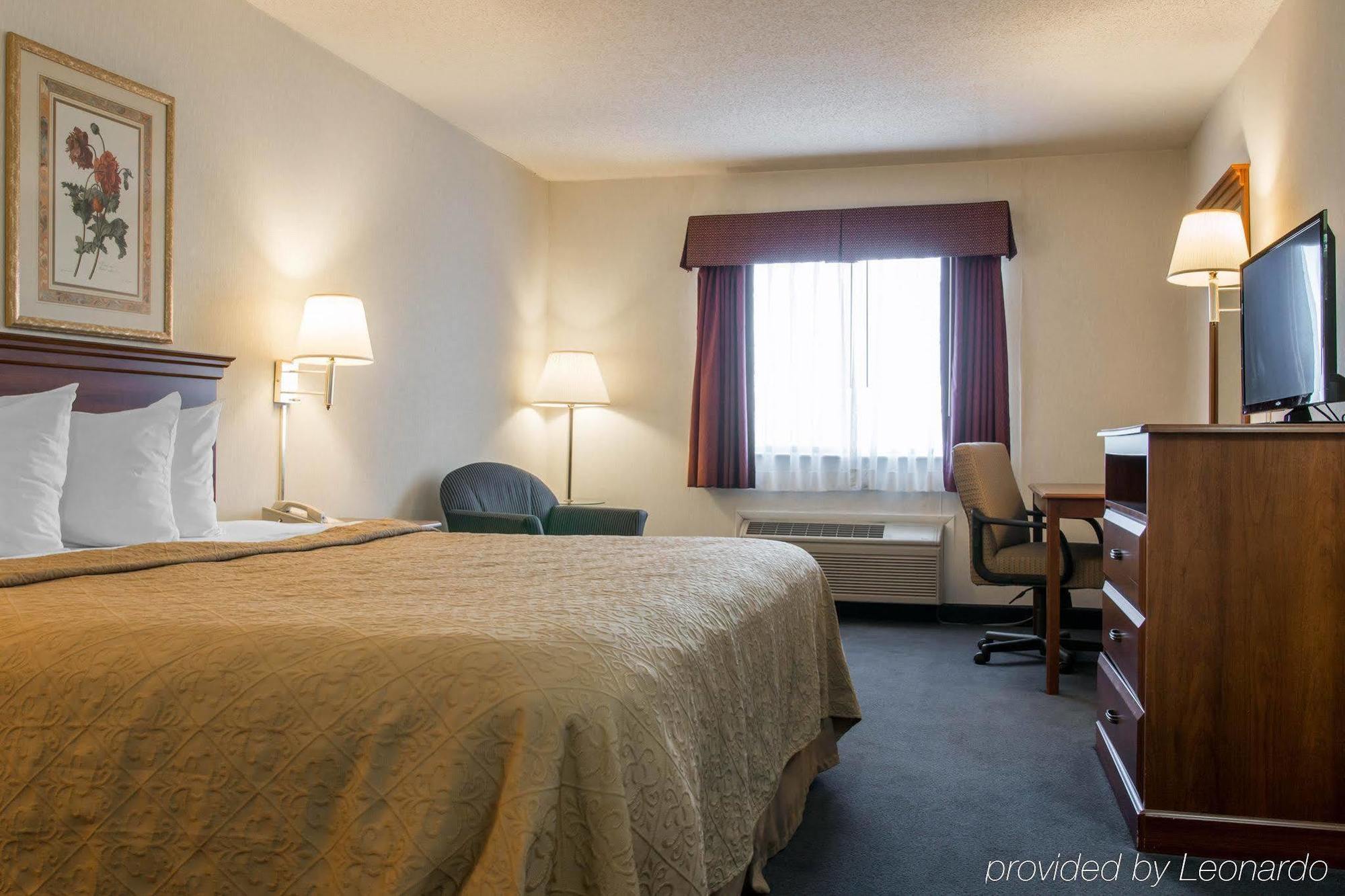 Quality Inn Hudsonville Экстерьер фото