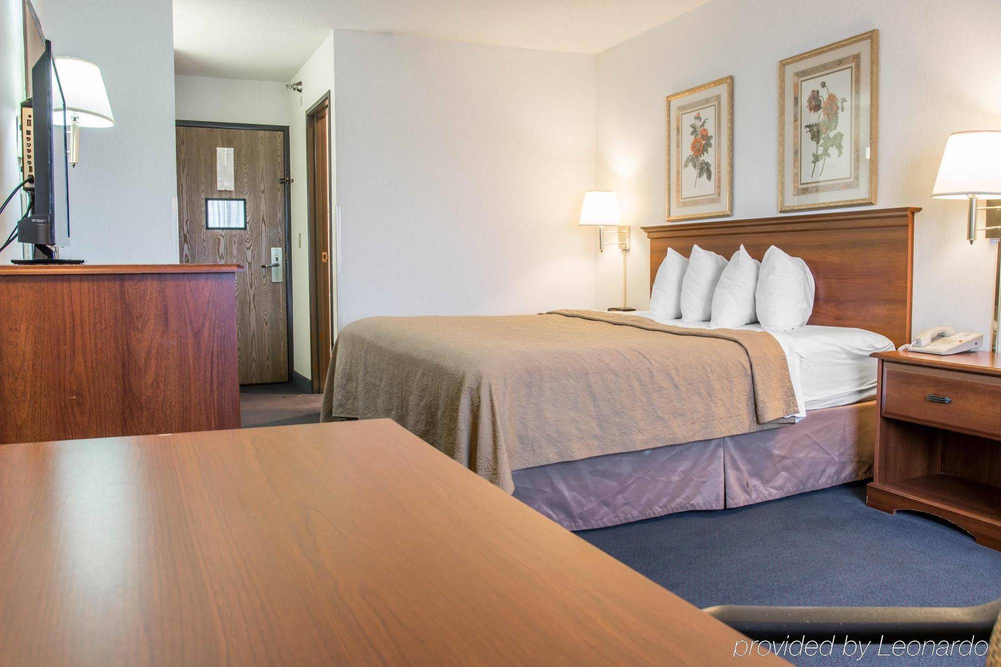 Quality Inn Hudsonville Экстерьер фото